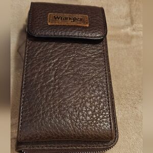 Wrangler Wallet Sling Bag